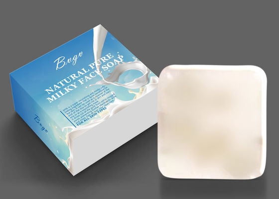 Capra da latte che imbianca il sapone esfoliante naturale di pulizia profondo del sapone di fronte