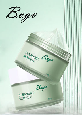 Minimizzi la curcuma Clay Mask dei pori